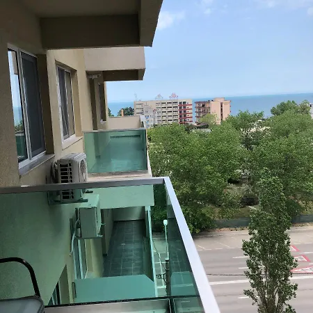 Moonlight Apartment *